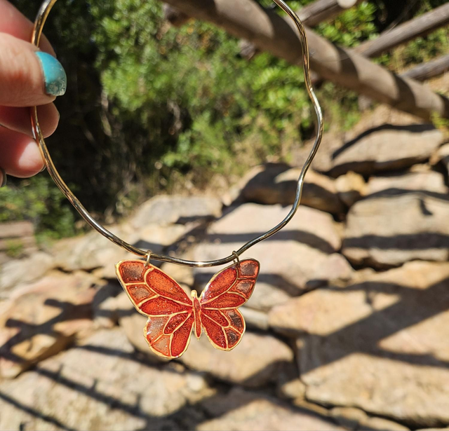 Collier Vitrail - Papillon Rouge